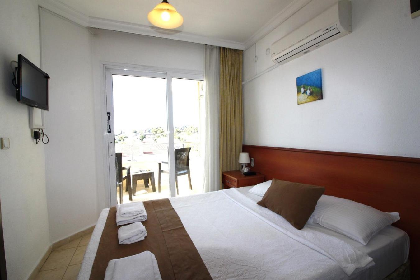 Bonapart Hotel Кешме Экстерьер фото